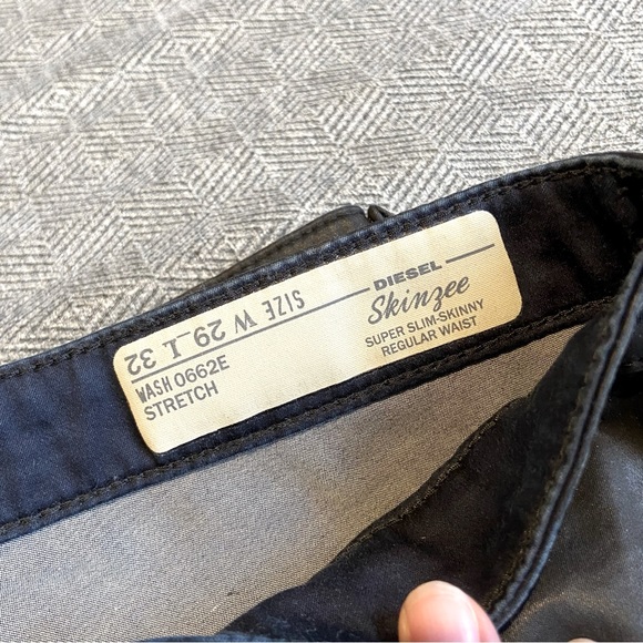 DIESEL Womens Denim Jeans Super Slim Fit Shiny Cotton Black Pant BNWT - Picture 2 of 11